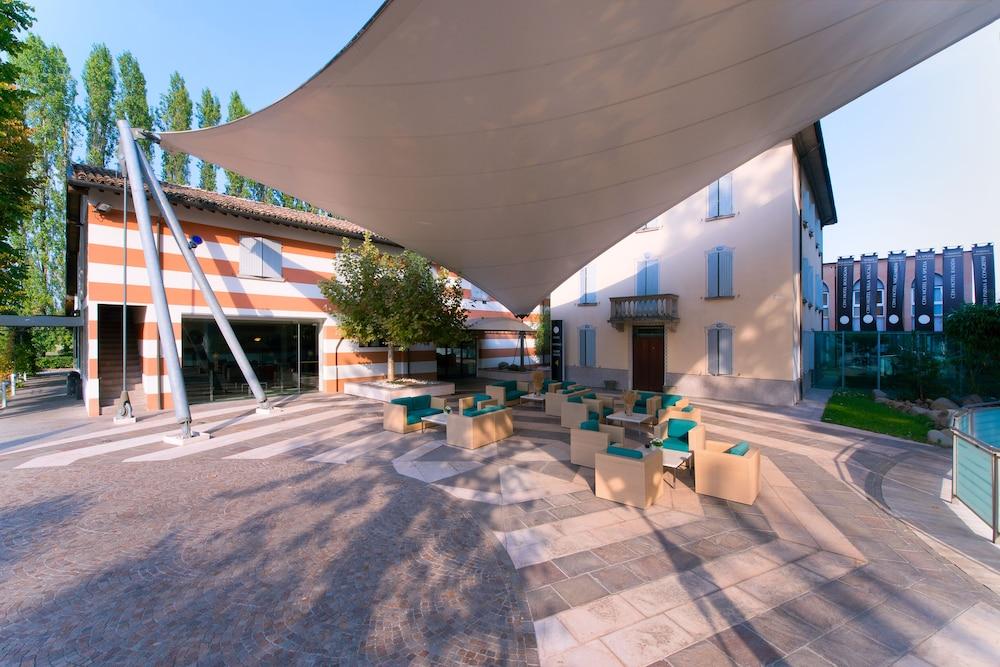 Hotel Villa Ducale Parma Eksteriør bilde