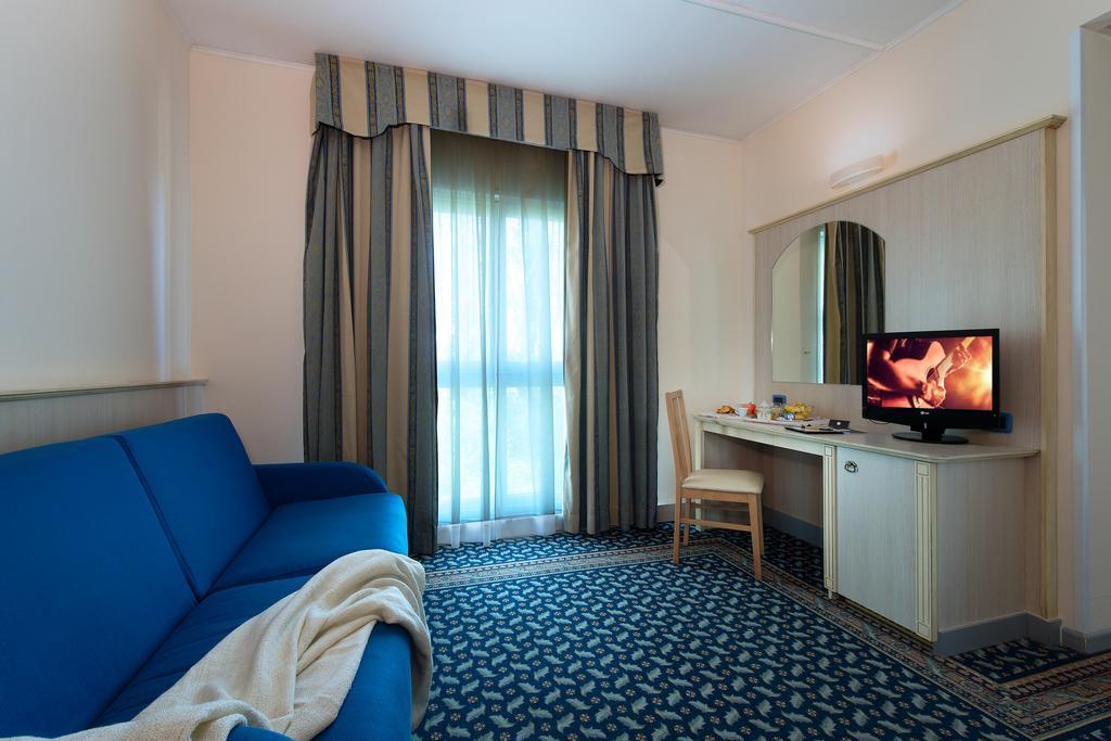 Hotel Villa Ducale Parma Eksteriør bilde